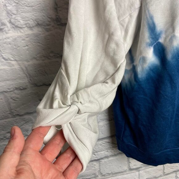 Simply Vera Vera Wang Small Blue Gray Tie Dye Sweatshirt NEW - Picture 3 of 14